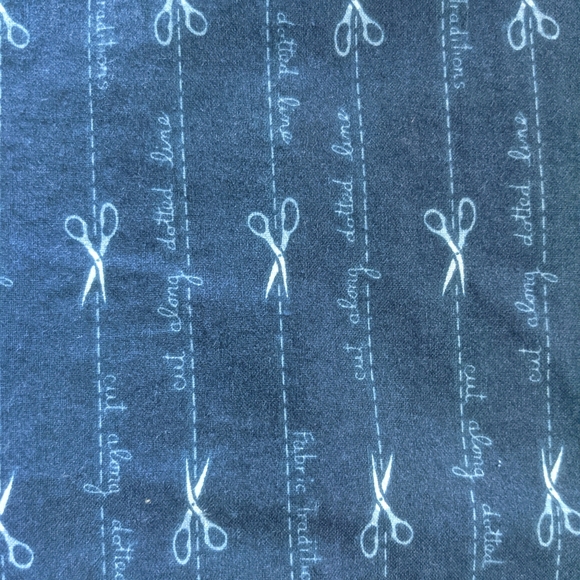 Vintage Navy Crafting Skirt - Picture 2 of 2